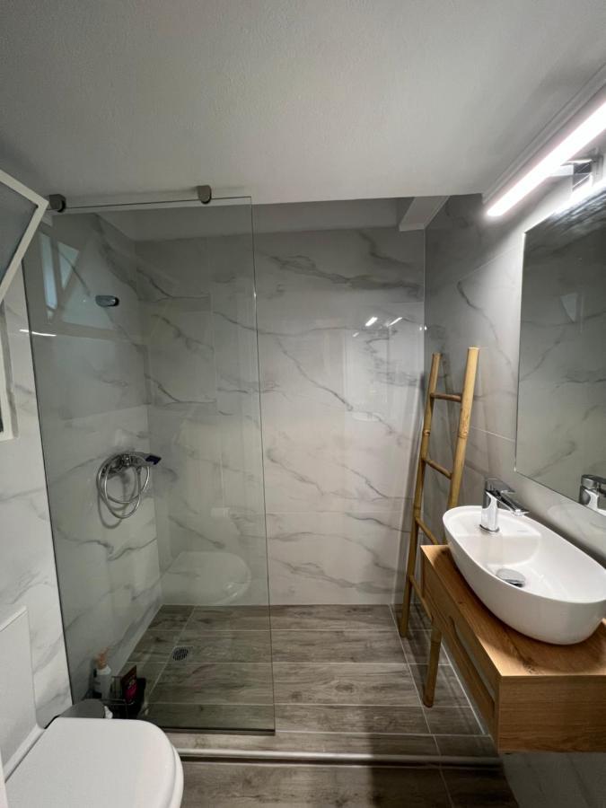 Apartment In Ateny Zewnętrze zdjęcie